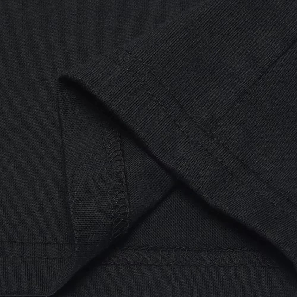 2025 Short-sleeved T-shirts for Men Are A Trendy Summer Fashion Choice, Featuring Casual Prints From Trendy Brands